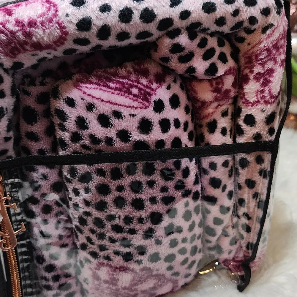 Juicy Coulture Twin Crowns Cheetah Pink print Plush Sheet set new